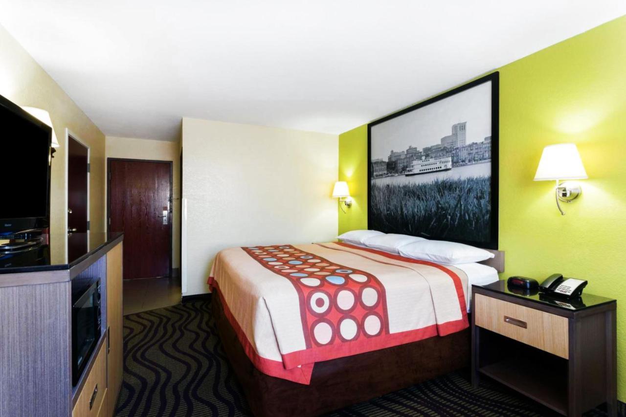 Hotel Super 8 By Wyndham Brunswick/St Simons Island Area Zewnętrze zdjęcie
